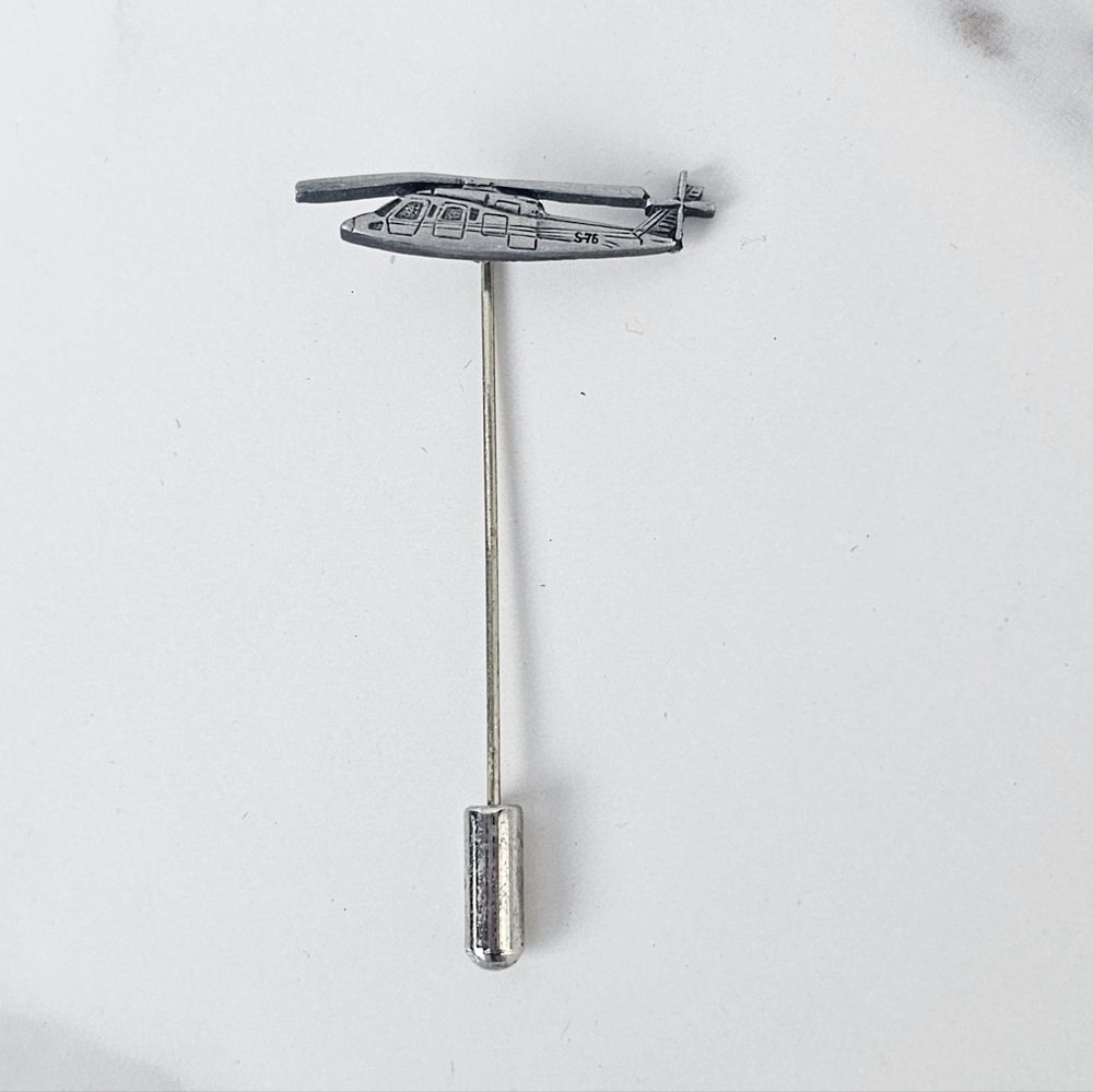 Novelty Helicopter Aviation enthusiasts brooch / Pin